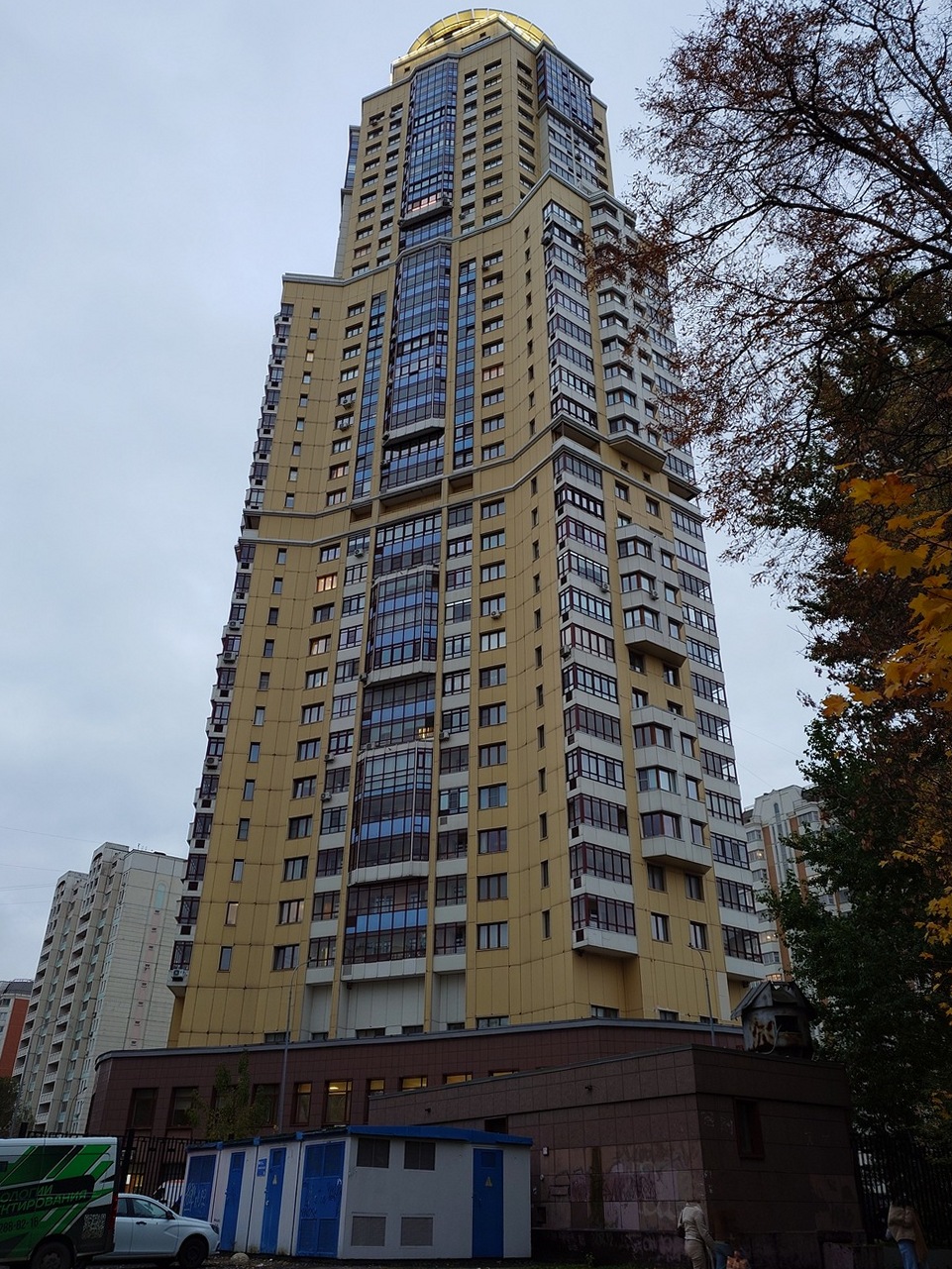 Moskau, Улица Дыбенко, 38 корп. 1; Улица Дыбенко, 36 корп. 3