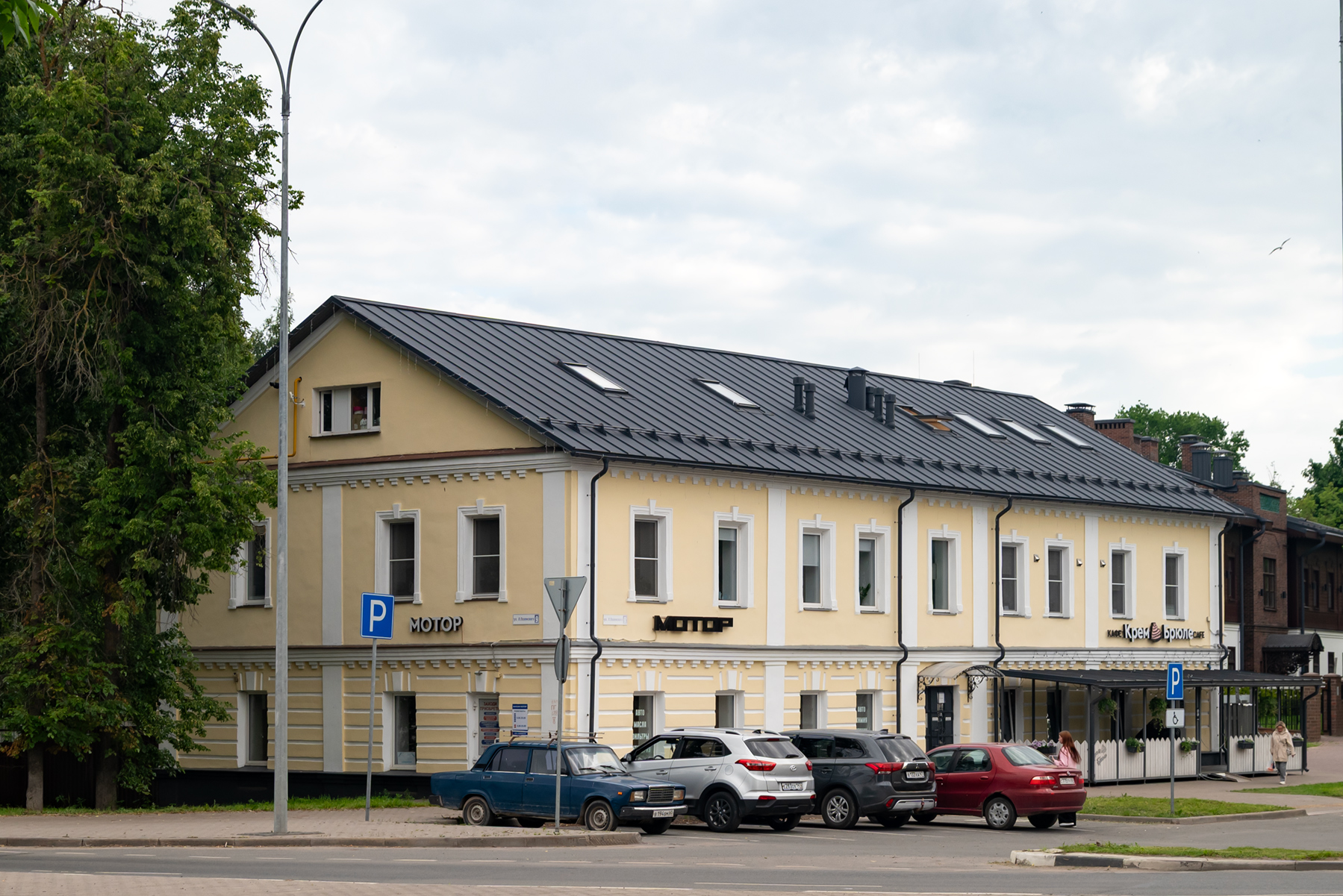 Псков, Улица Леона Поземского, 9