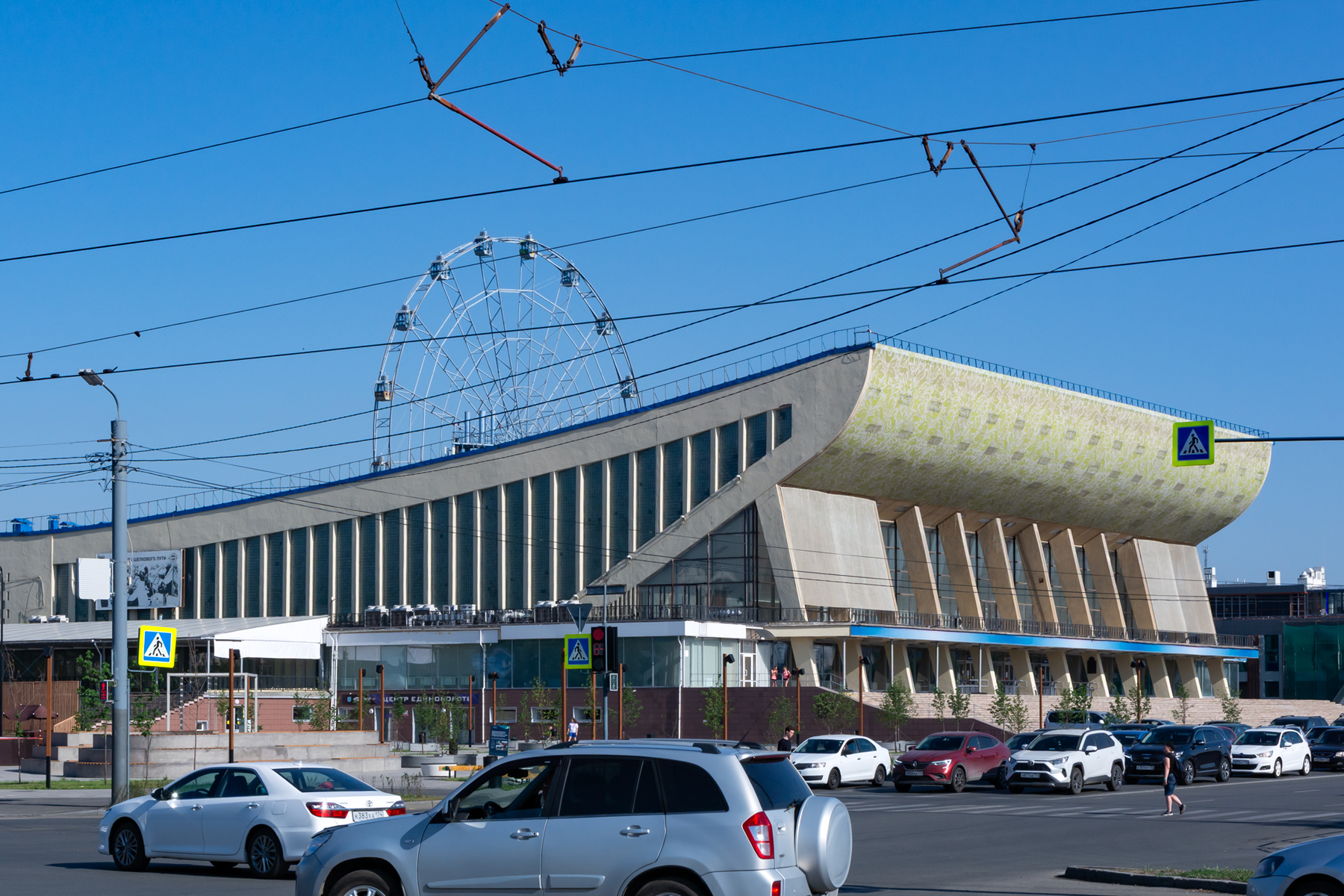 Челябинск, Свердловский проспект, 51