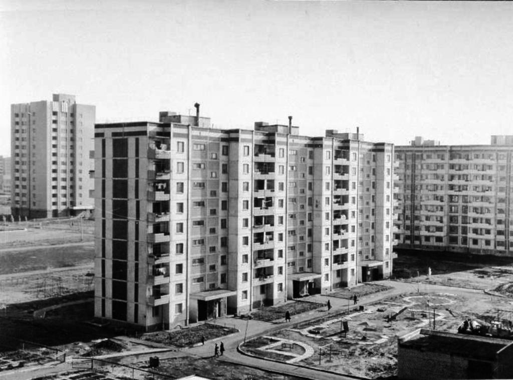 Старый Оскол, Олимпийский микрорайон, 41; Олимпийский микрорайон, 51