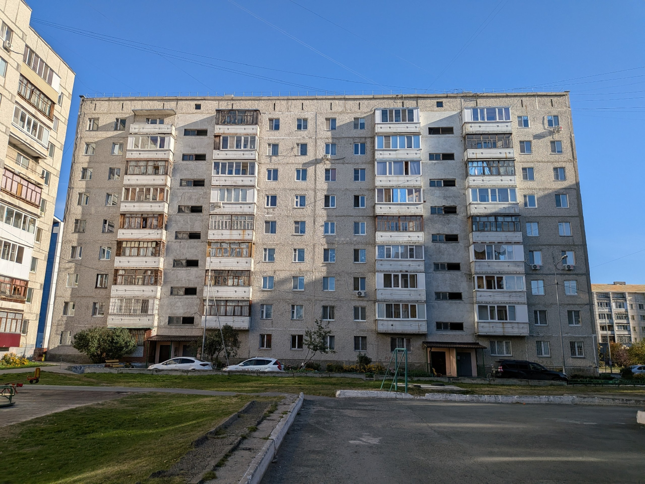 Тюмень, Боровская улица, 9