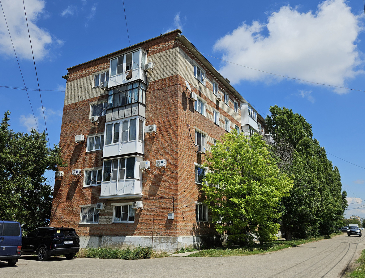 Приморско-Ахтарск, Улица Братьев Кошевых, 13
