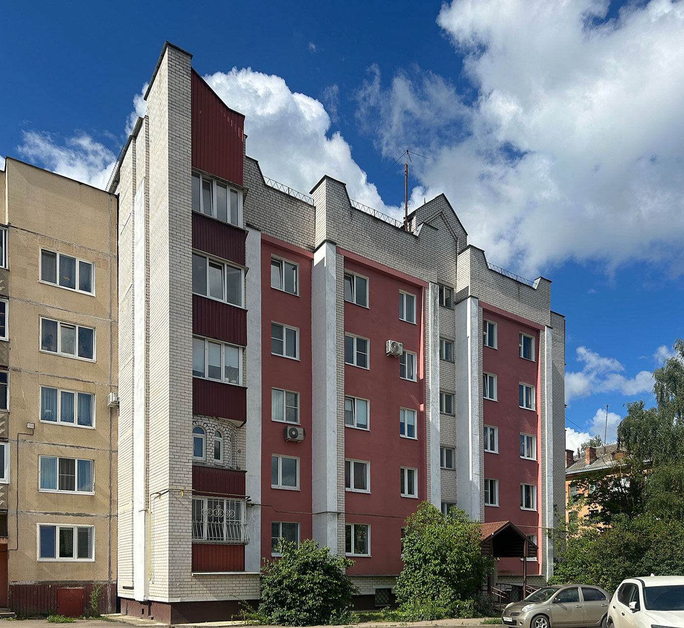 Великие Луки, Комсомольская улица, 11А