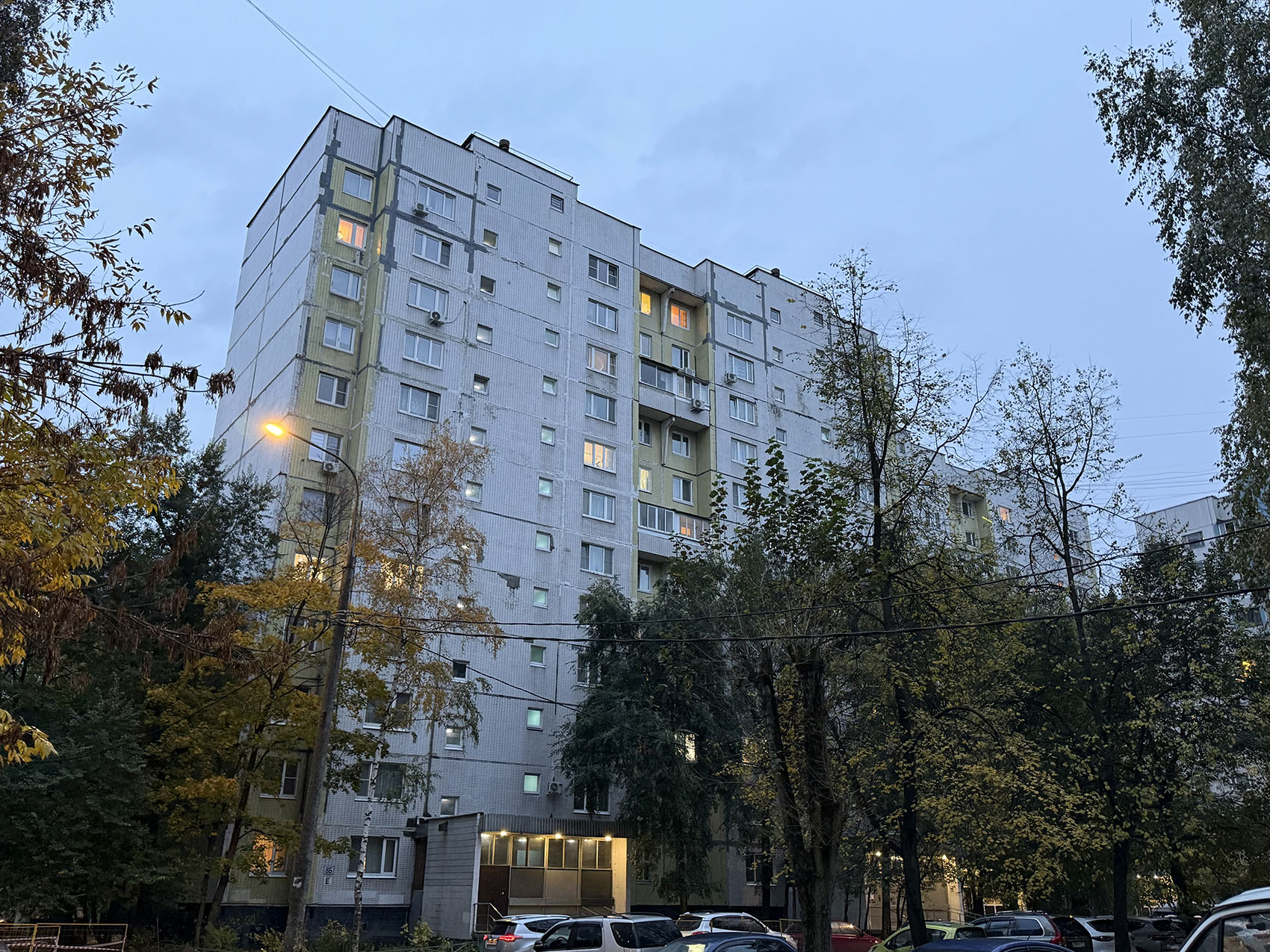 Королёв, Проспект Космонавтов, 8Б