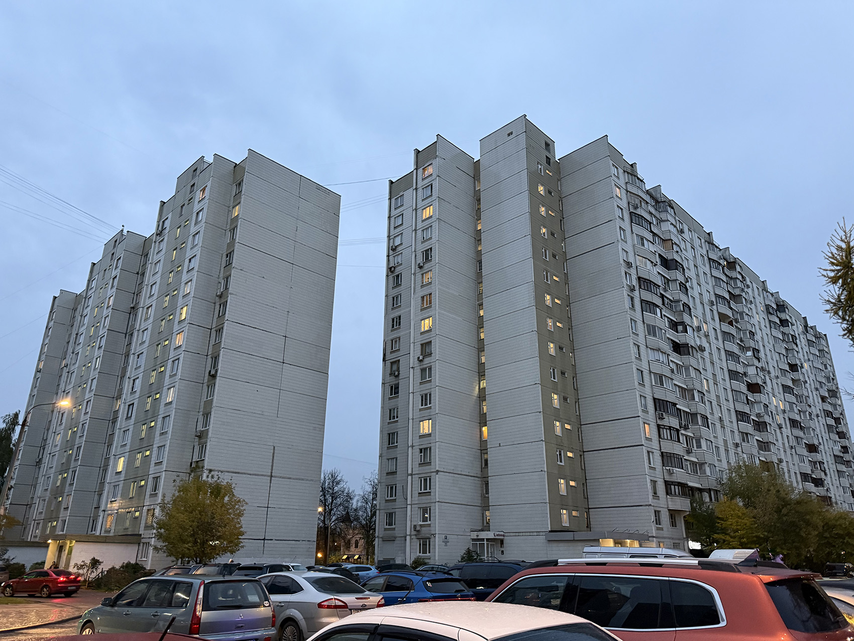 Korolev, Проспект Космонавтов, 9; Проспект Космонавтов, 11