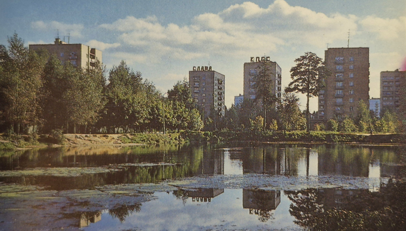 Красногорск, Улица Георгия Димитрова, 9; Улица Георгия Димитрова, 11; Комсомольская улица, 33 / Улица Георгия Димитрова, 13