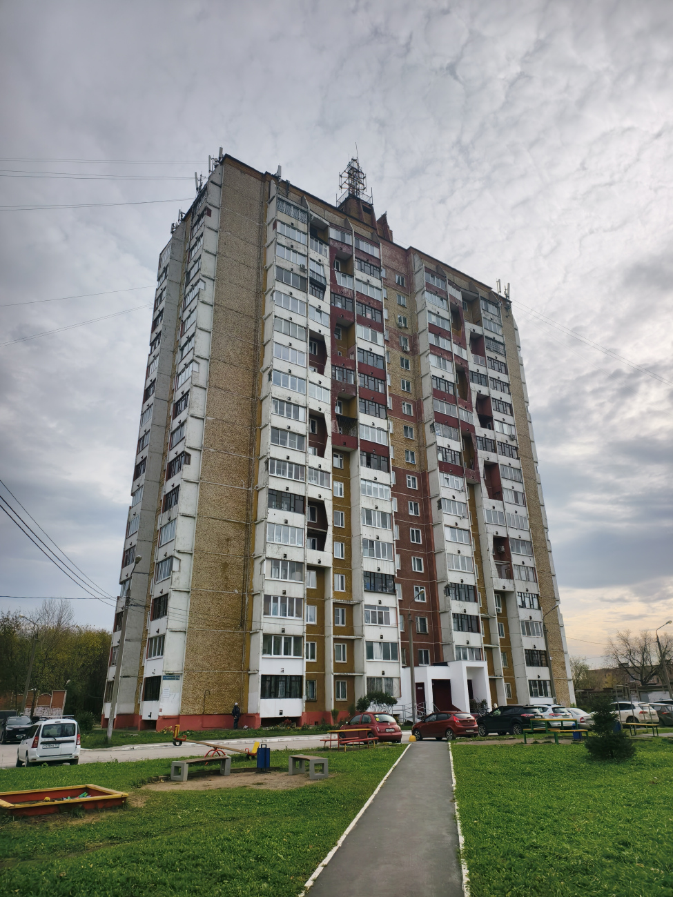 Пермь, Улица Карпинского, 77Б