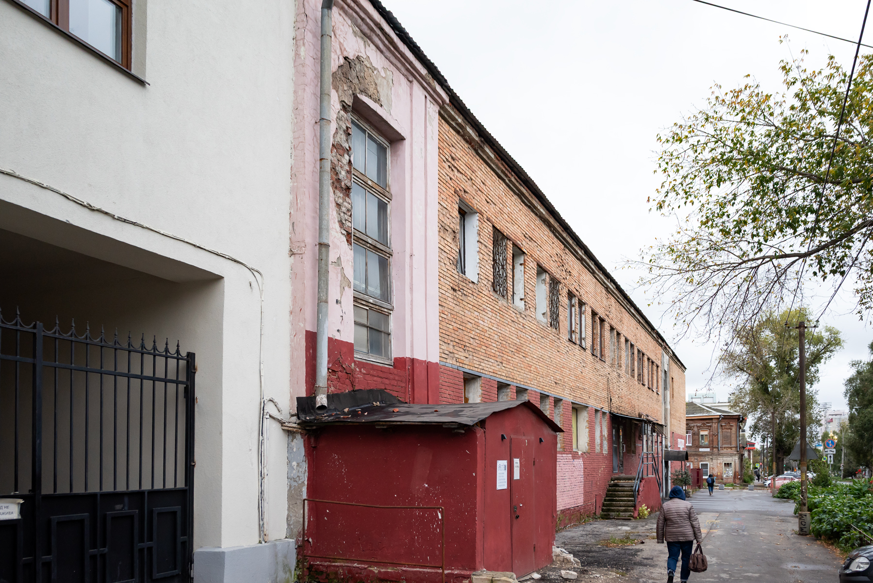 Samara, Улица Братьев Коростелёвых, 47 / Переулок Белинского, 2