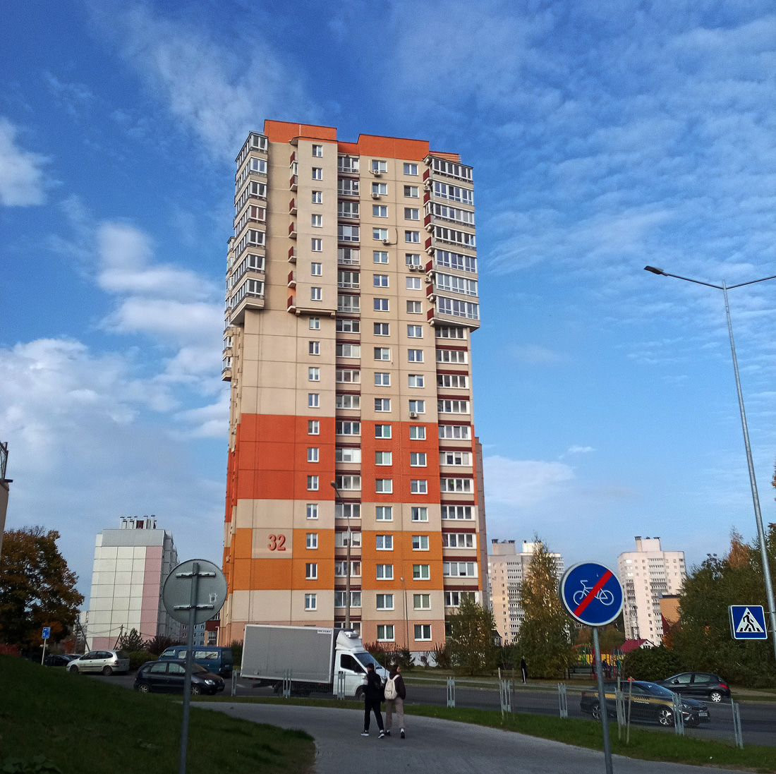 Минск, Улица Маршала Лосика, 32