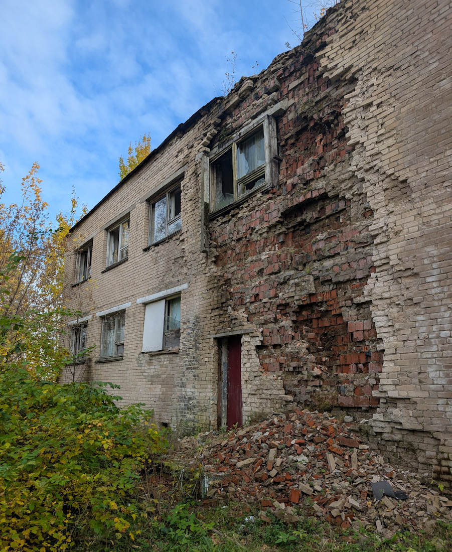 Александровский муниципальный округ, прочие н.п., городок Сергиев Посад-15, Октябрьская улица, *