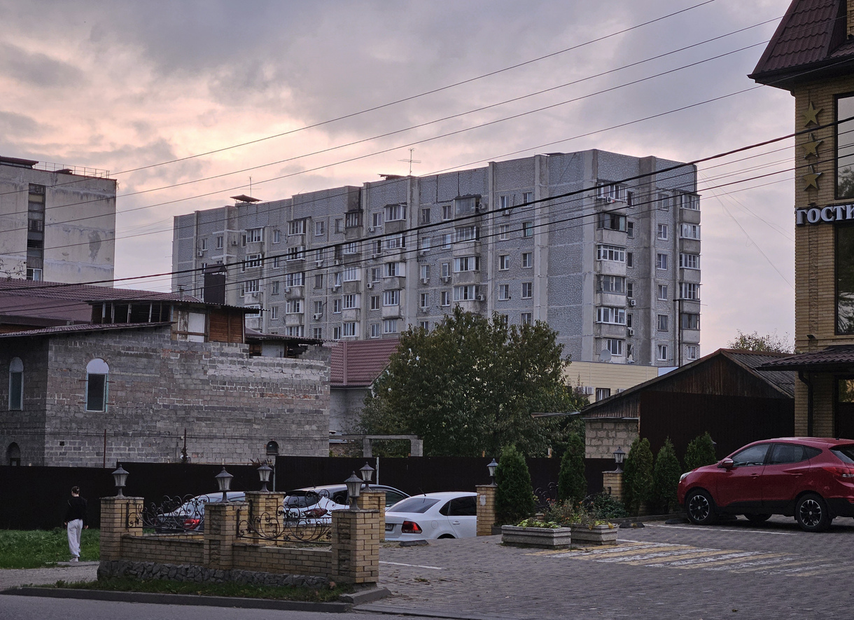 Пятигорск, Улица Адмиральского, 2 корп. 4